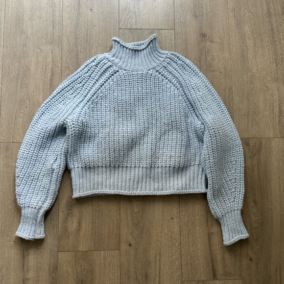 Chunky Knit Sweater - Picture 1 of 3
